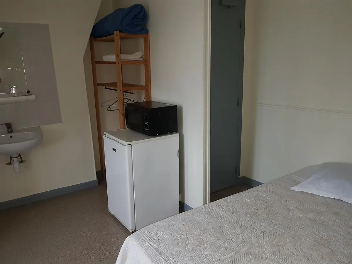 Au Royal Mad 3* Parigi