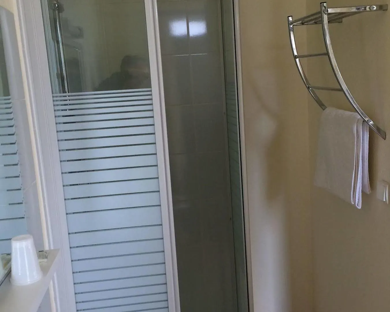 Au Royal Mad 3* Parigi